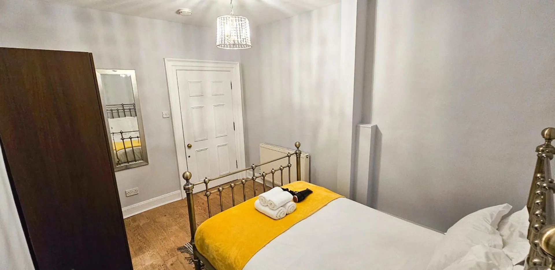 Russel House - 4 Bedroom - The Royal Mile Edinburgh 0*,