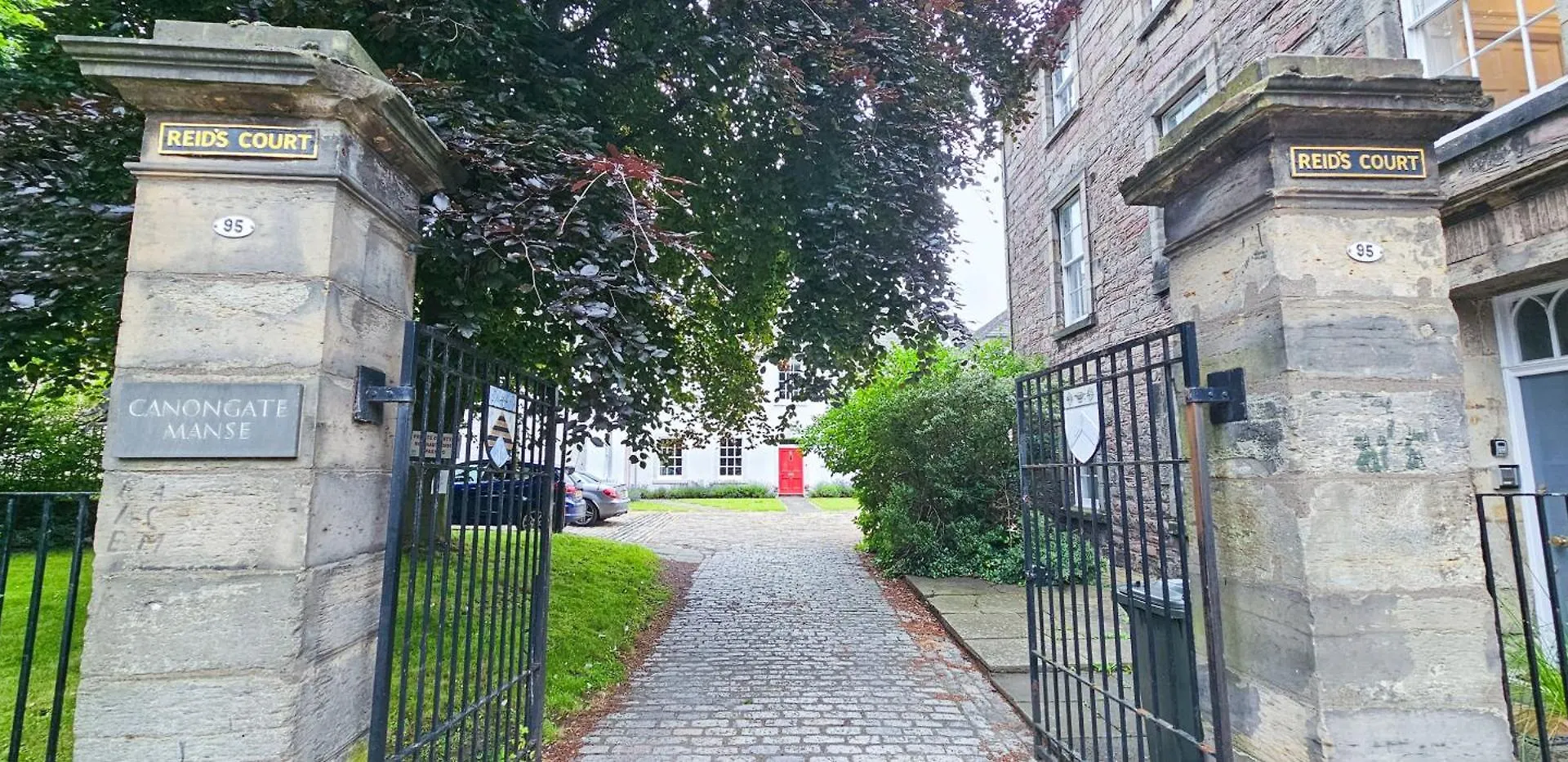 Russel House - 4 Bedroom - The Royal Mile Edinburgh Holiday home