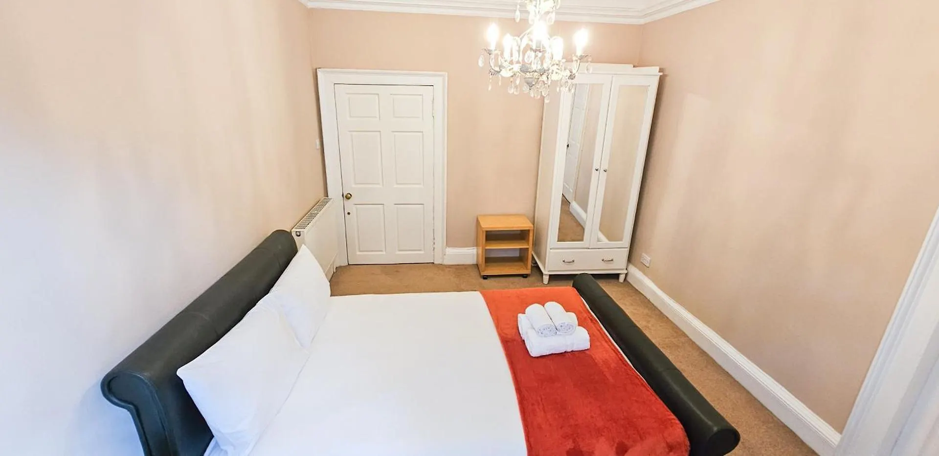 Holiday home Russel House - 4 Bedroom - The Royal Mile Edinburgh