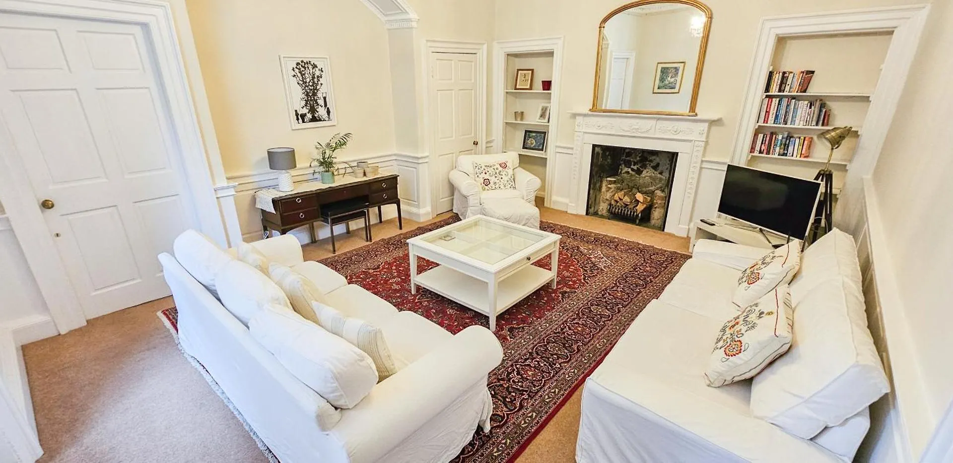 Russel House - 4 Bedroom - The Royal Mile location